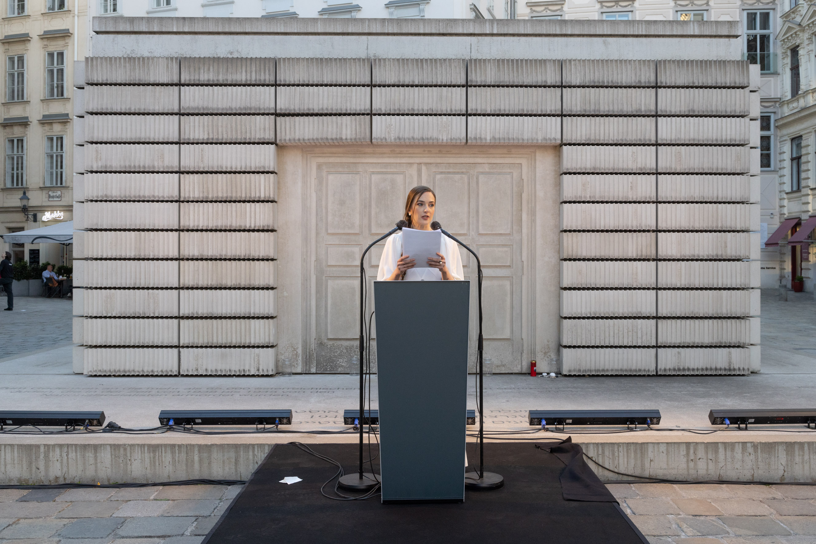 Oleksandra Matviichuk delivering the Speech to Europe 2023 at Judenplatz Wien