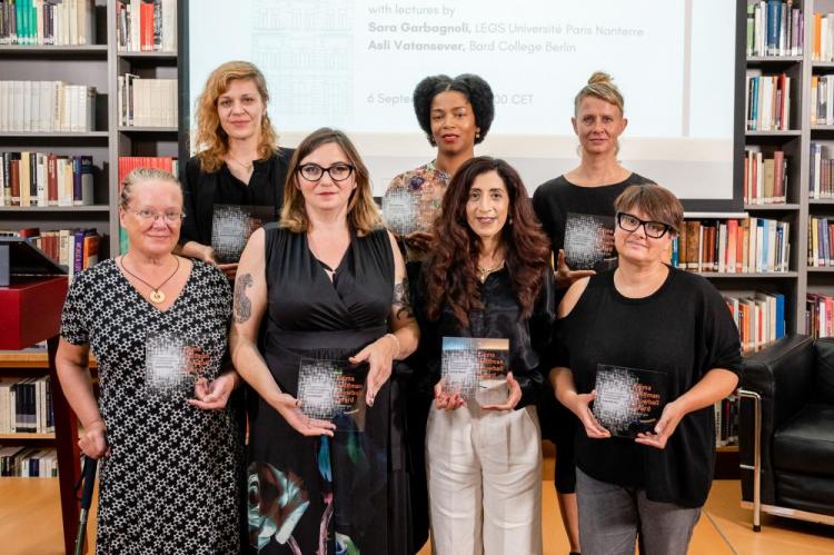 Gruppenbild Emma Goldman Snowball Award Gewinnerinnen